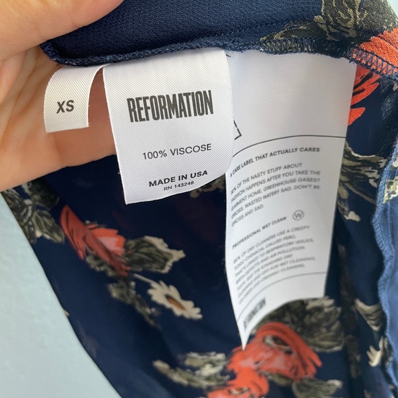 Reformation Hardwood Dress in Moonshadow XS navy blue wrap dress orange floral - Picture 7 of 9